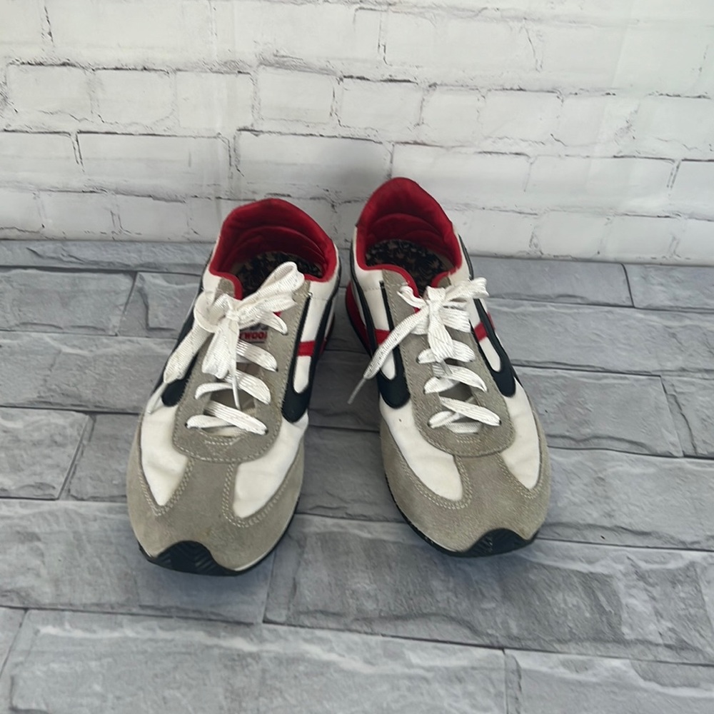 Bobs Hollywood from sketchers sneakers size 9.5